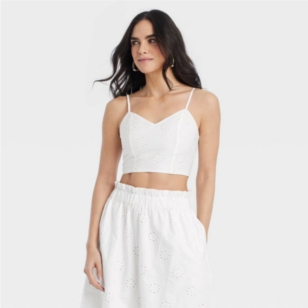 Women's Eyelet Bra Tank Top - Universal Thread White XL - Picture 4 of 9